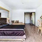 Elinotel Apolamare 하니오티