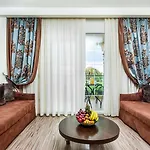 Elinotel Apolamare 5* 하니오티