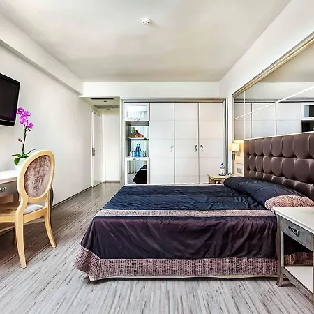 Elinotel Apolamare 5* 하니오티