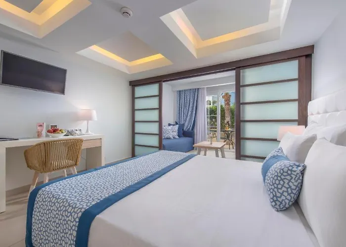 Elinotel Apolamare 5*