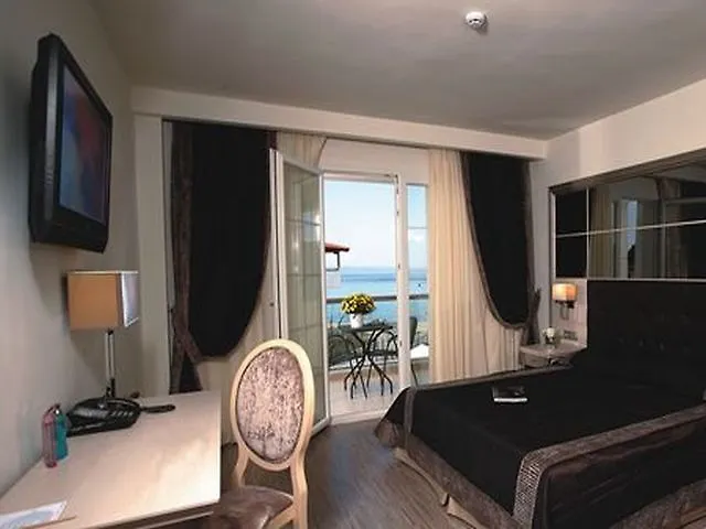 Elinotel Apolamare Hotell 5*