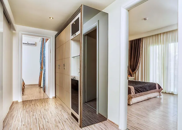 Elinotel Apolamare Hotell 5*